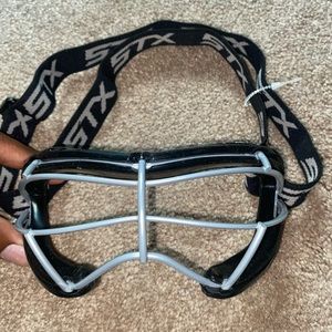 Women’s lacrosse goggles
